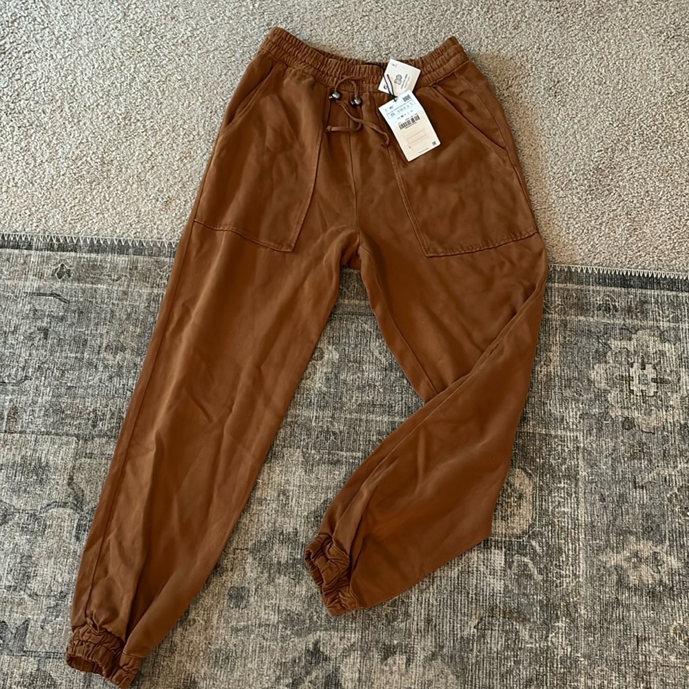 Zara Joggers